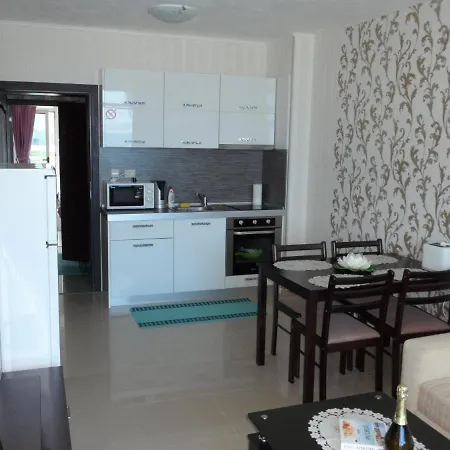 Appartamento Sianie в центъра на слънчев бряг, само на няколко крачки от плажа Sunny Beach