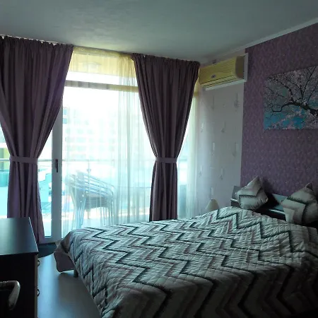 Apartmán Sianie в центъра на слънчев бряг, само на няколко крачки от плажа