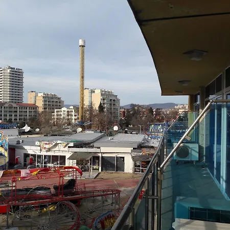 Daire Sianie в центъра на слънчев бряг, само на няколко крачки от плажа Sunny Beach