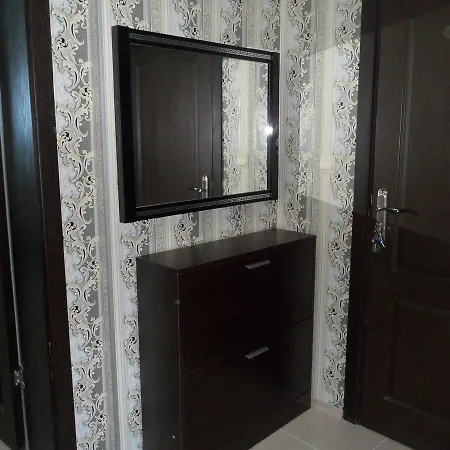 Sianie: Beachfront In Sunny Center Apartment