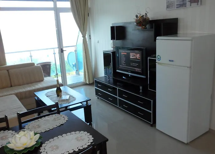 Apartman Sianie в центъра на слънчев бряг, само на няколко крачки от плажа Napospart