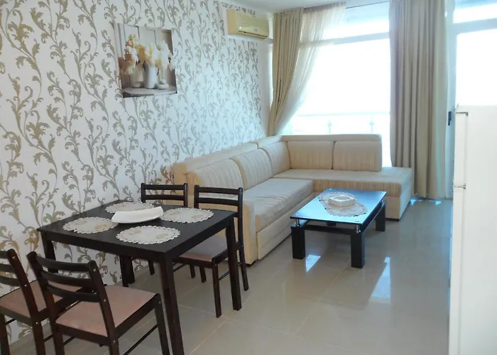 Sianie в центъра на слънчев бряг, само на няколко крачки от плажа Napospart